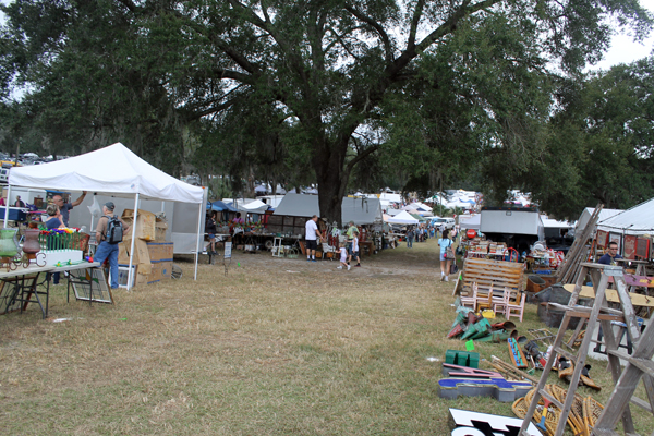 Renningers, Treasure Hunting at Renninger's Antique and Collectibles Extravaganza