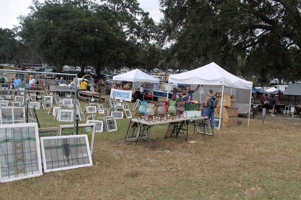 Renningers, Treasure Hunting at Renninger's Antique and Collectibles Extravaganza