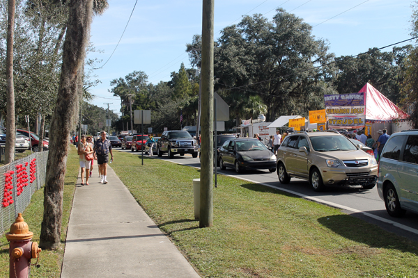 Traffic in Old Homosassa at the 2013 Homosassa Seafood, Art, and Crafts Festival