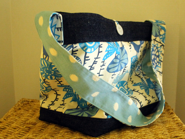Shopping Tote, DIY boxed corners, #madewithfabric