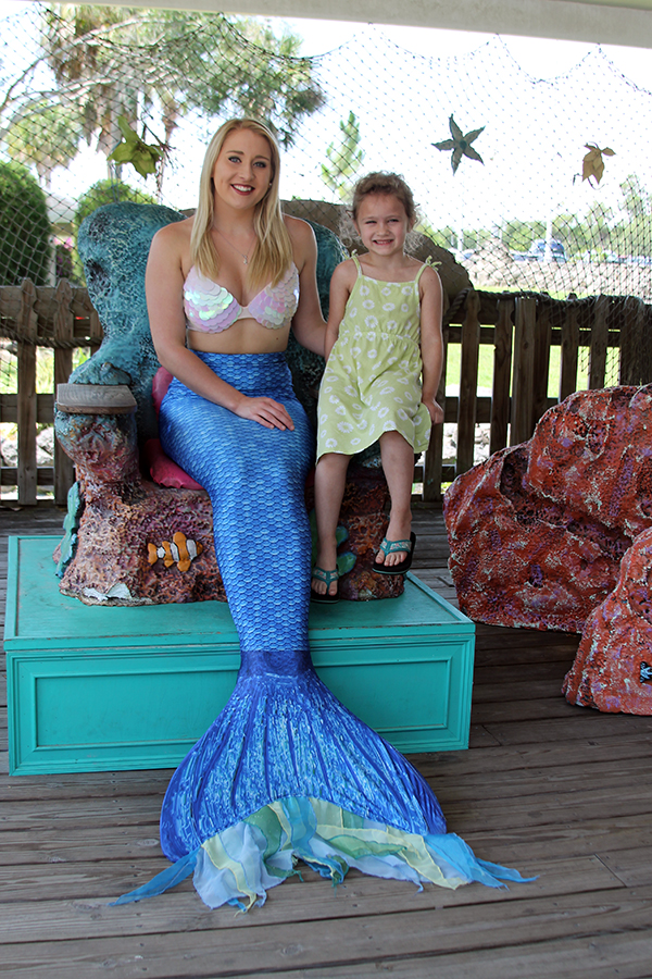 Mermaid Amanda and Piper